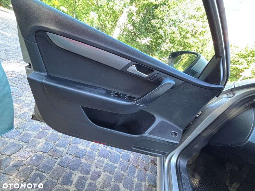 Volkswagen Passat 2.0 TDI Edition 40 DSG - 5