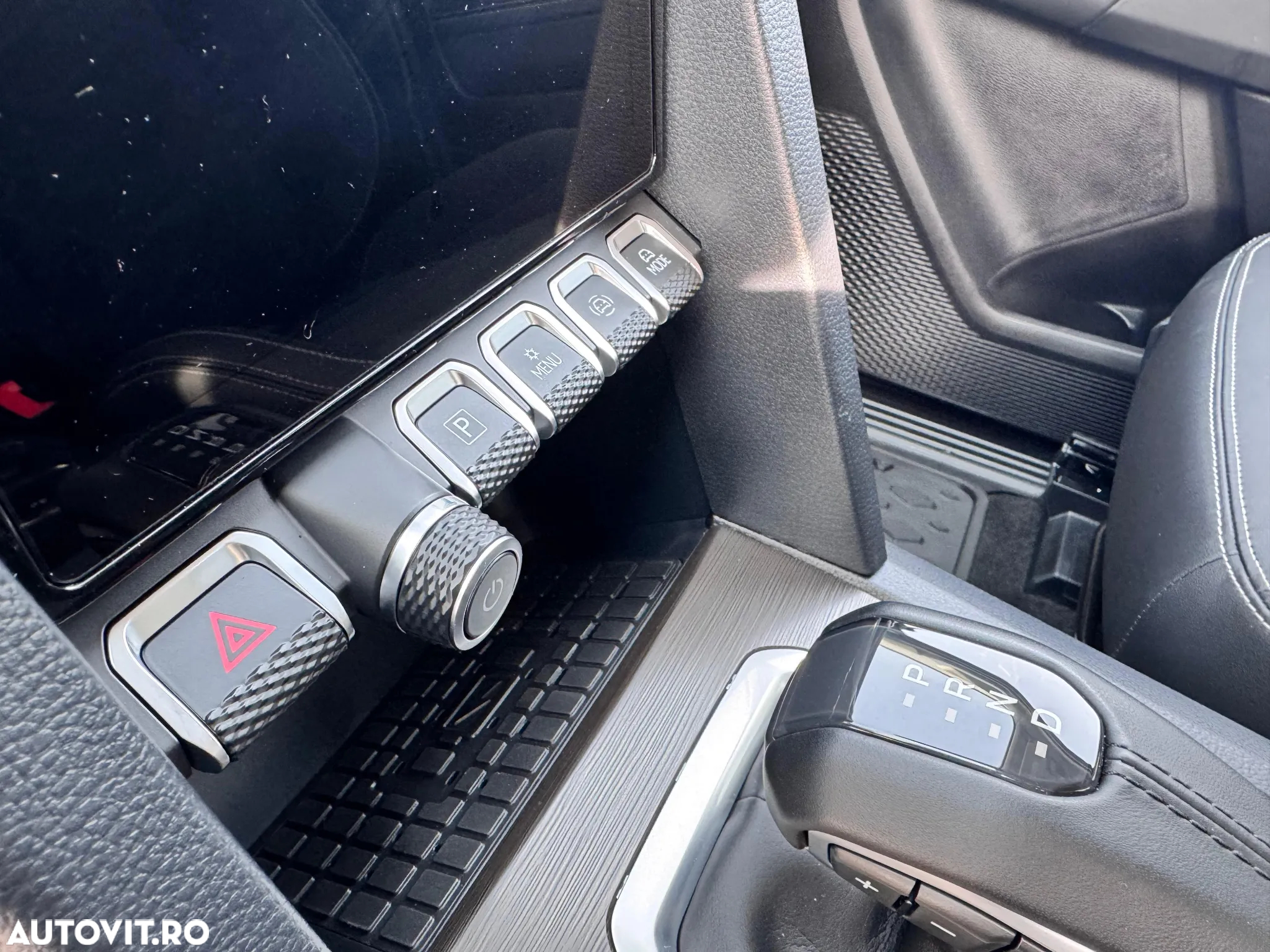 Volkswagen Amarok 3.0 TDI 241 CP 4M 10AT Style - 10