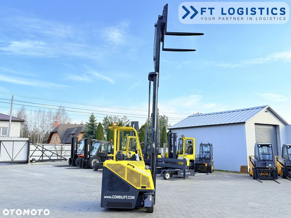 Combilift WÓZEK CZTEROKIERUNKOWY - WIELOKIERUNKOWY | COMBILIFT CB3000 | GAS | TRIPLEX 4900MM | WOLNY SKOK | POZYCJONER WIDEŁ | PRZESUW WIDEŁ | STAN IDEALNY | Szeroka oferta wózków czterokierunkowych i bocznych, dopasowanych do różnorodnych potrzeb i zastosowań - 37