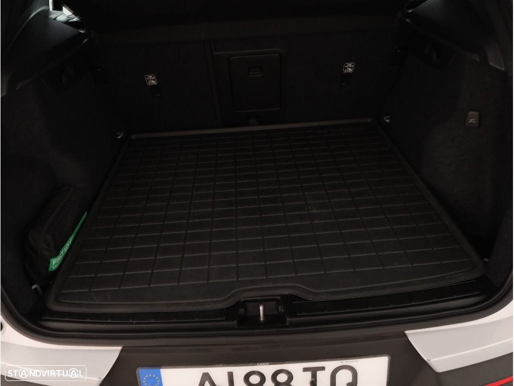Volvo XC 40 1.5 T5 PHEV R-Design - 17