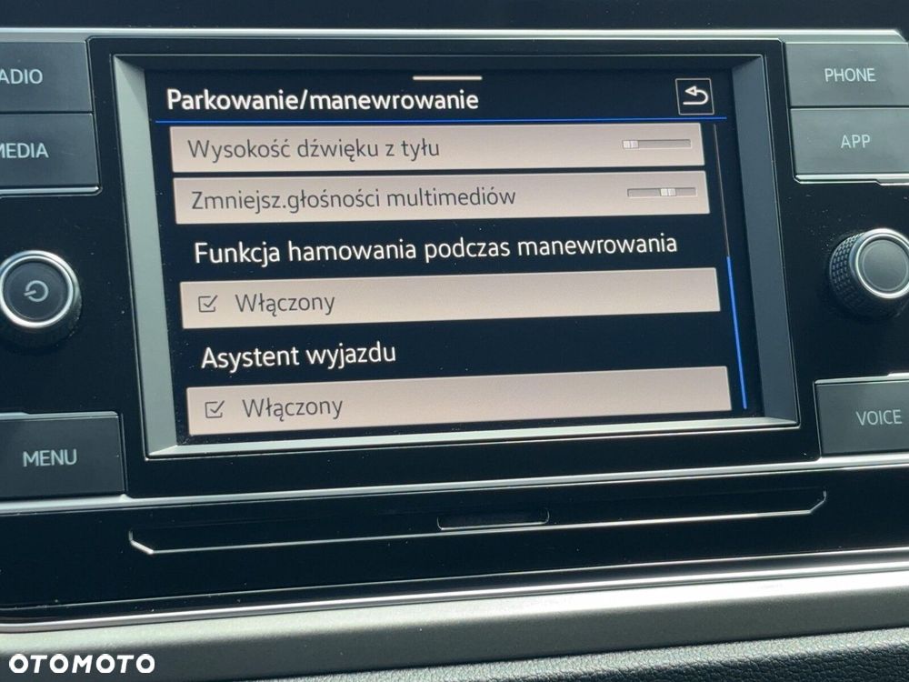 Volkswagen T-Roc - 31