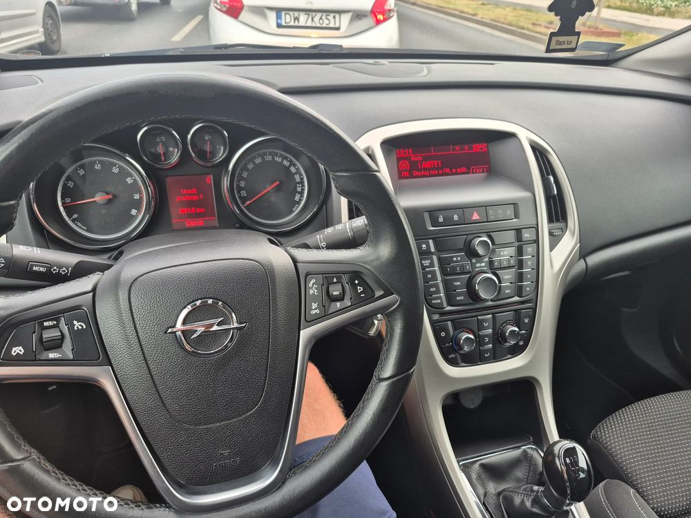Opel Astra 1.4 T Sport - 1
