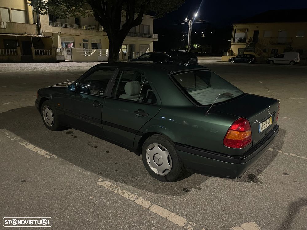 Mercedes-Benz C 220 - 20
