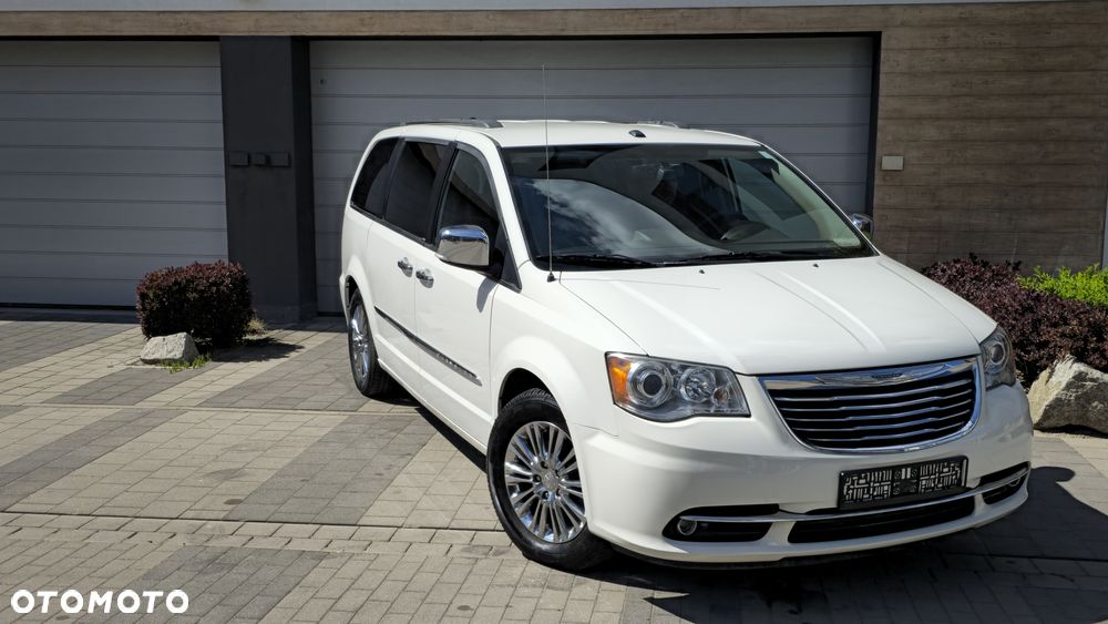 Chrysler Town & Country 3.6 Limited - 2