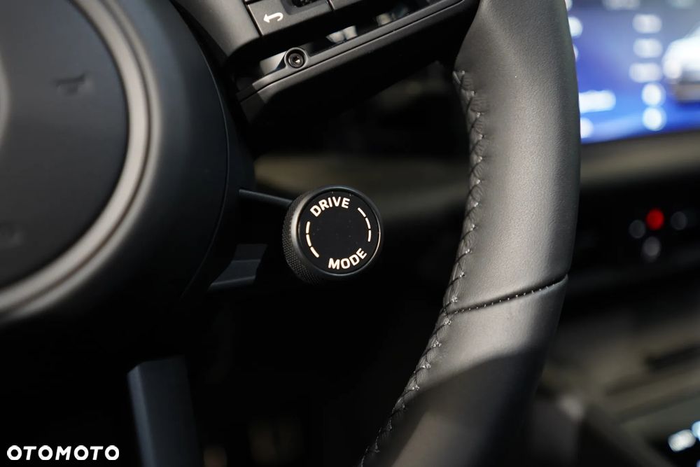 Porsche Macan Turbo 100kWh - 14