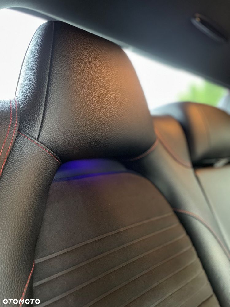 Mercedes-Benz CLA 200 7G-DCT AMG Line - 16