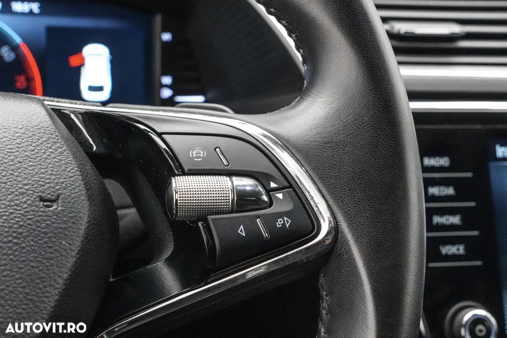 Skoda Superb 2.0 TSI 4X4 DSG Scout - 25