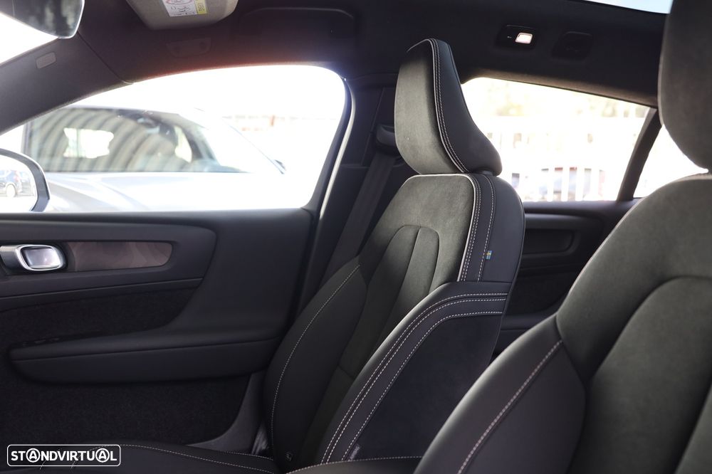 Volvo C40 Recharge Plus - 8