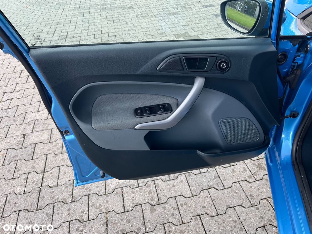 Ford Fiesta 1.25 Titanium - 14