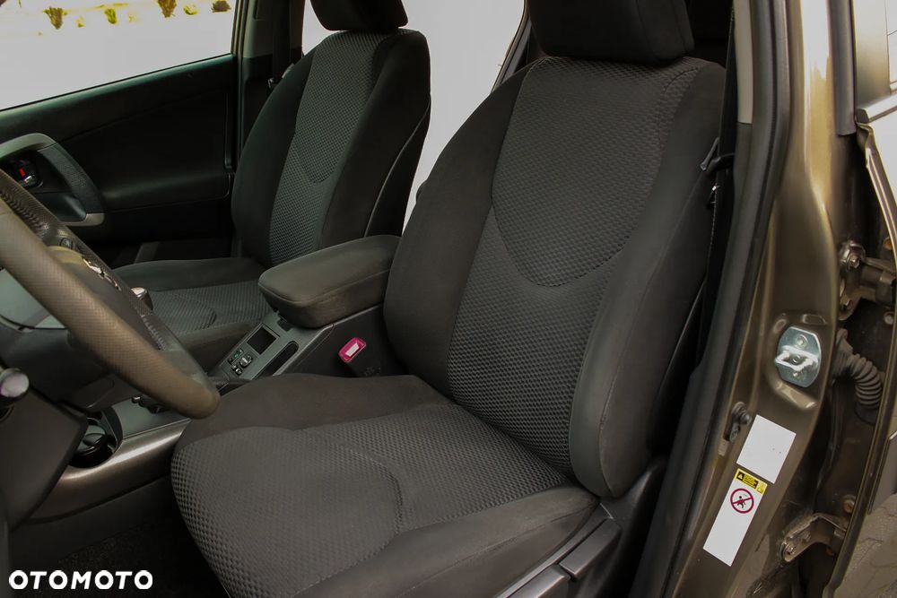 Toyota RAV4 2.0 4x2 Sol - 33