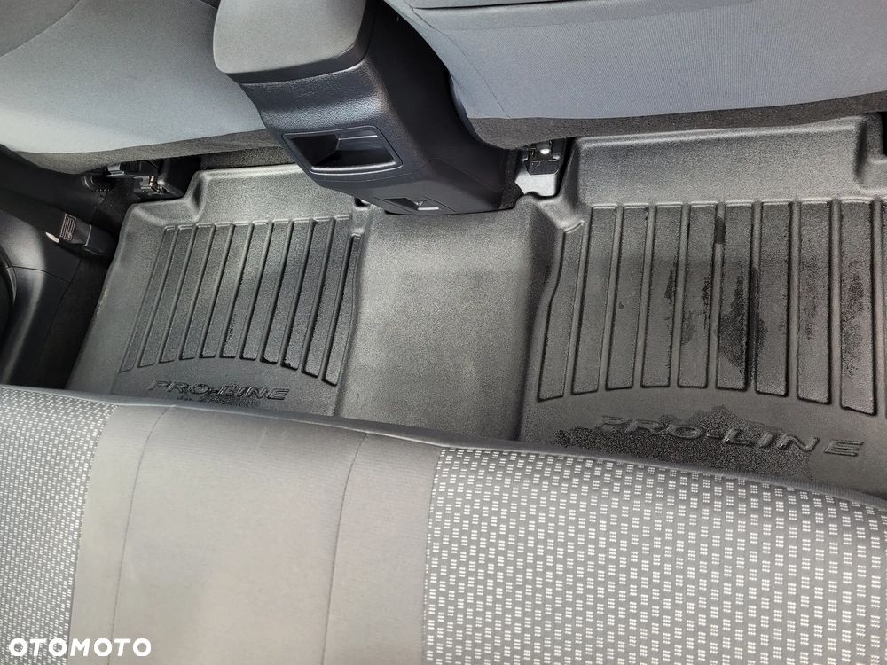 Toyota Corolla 1.6 Comfort - 11