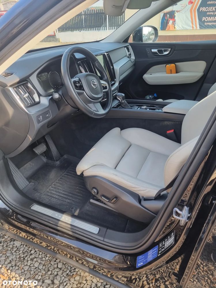 Volvo XC 60 T5 AWD Inscription - 3