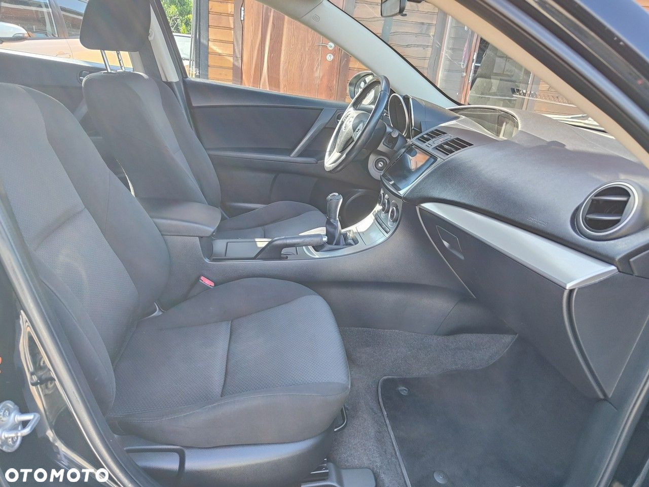 Mazda 3 - 17