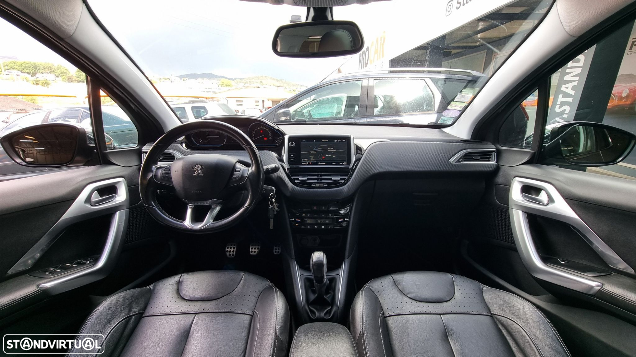 Peugeot 208 1.2 PureTech GT Line - 9