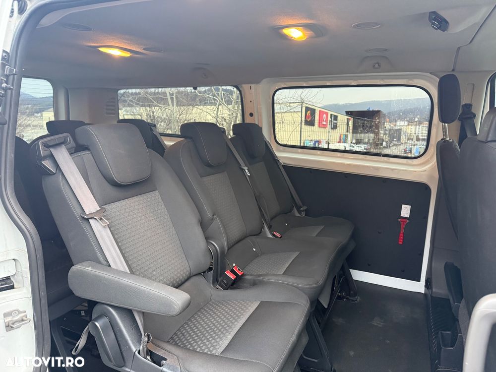 Ford Transit Custom Bus LWB L2H1 Trend - 10