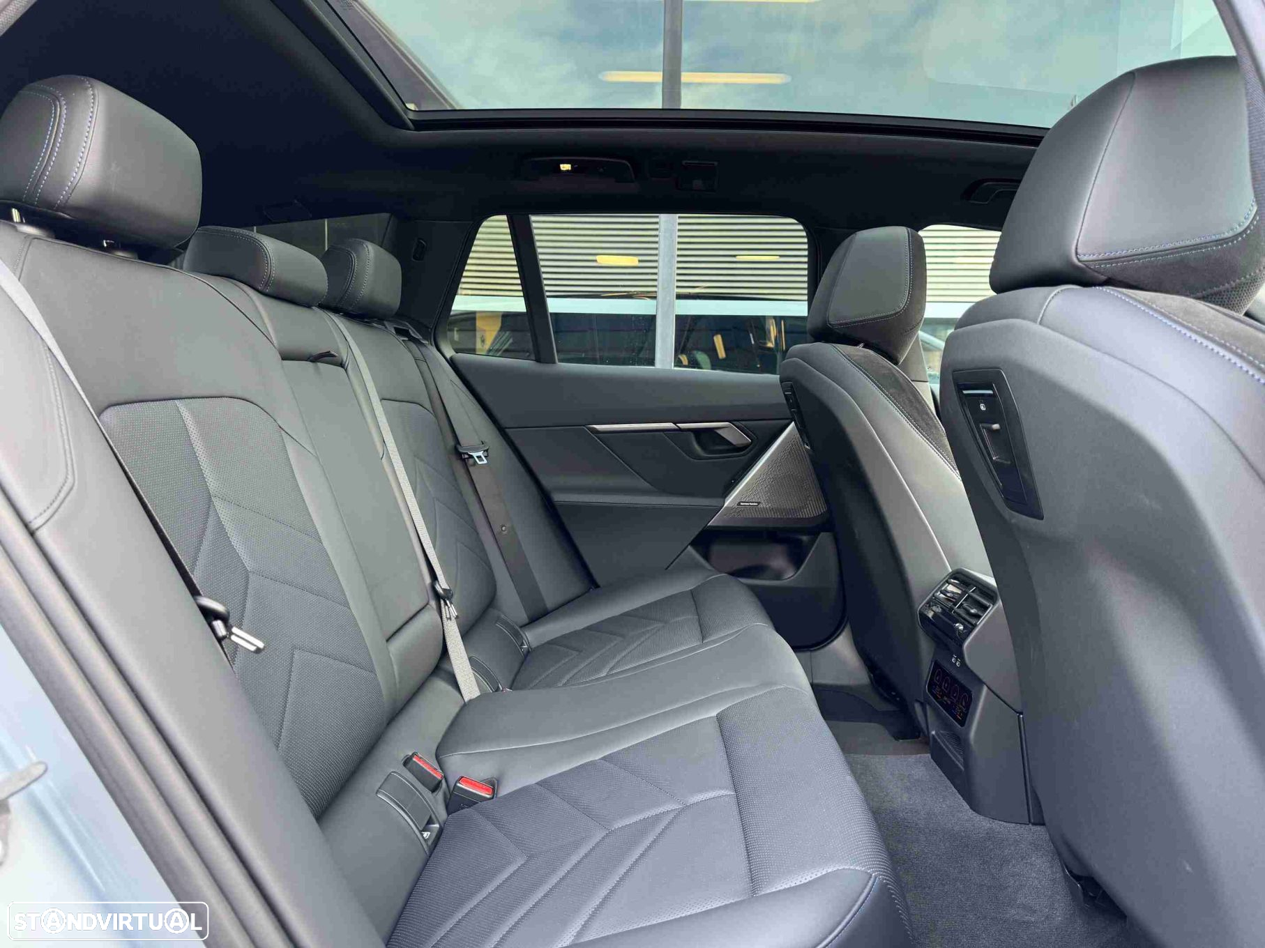 BMW i5 Touring eDrive40 - 20
