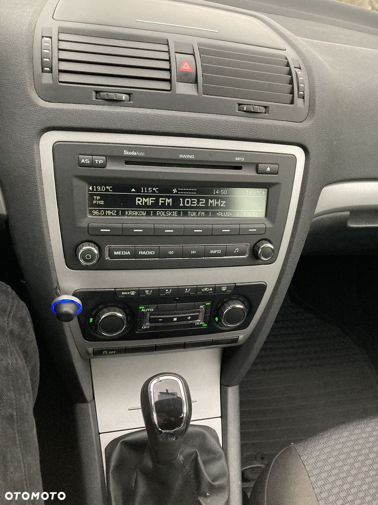 Skoda Octavia 2.0 TDI DPF Ambition - 9