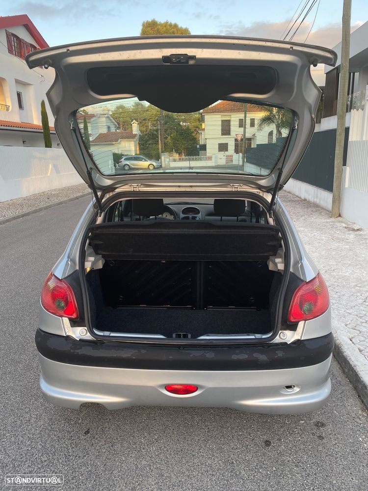 Peugeot 206 - 11