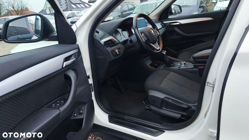 BMW X1 - 15