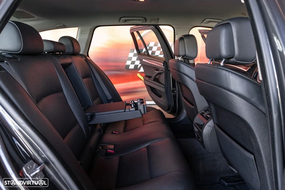 BMW 520 d Auto - 21