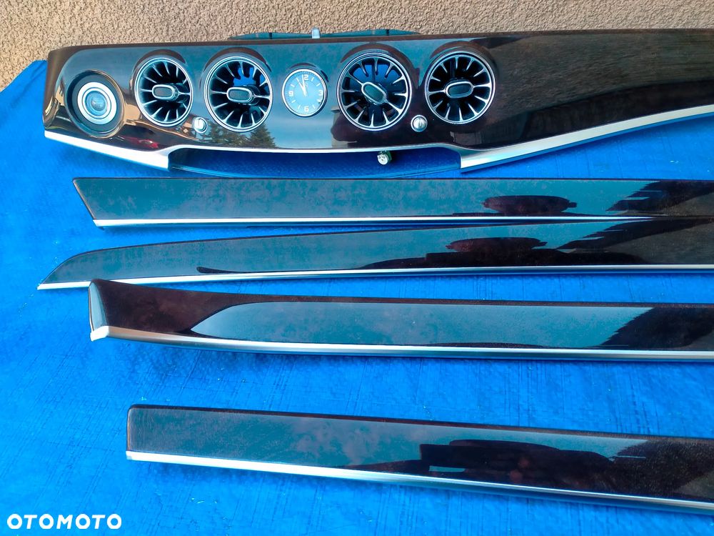 Mercedes W222 Lift Long Dekor Dekory Listwy Konsoli Drzwi Podświetlane 2018r - 11