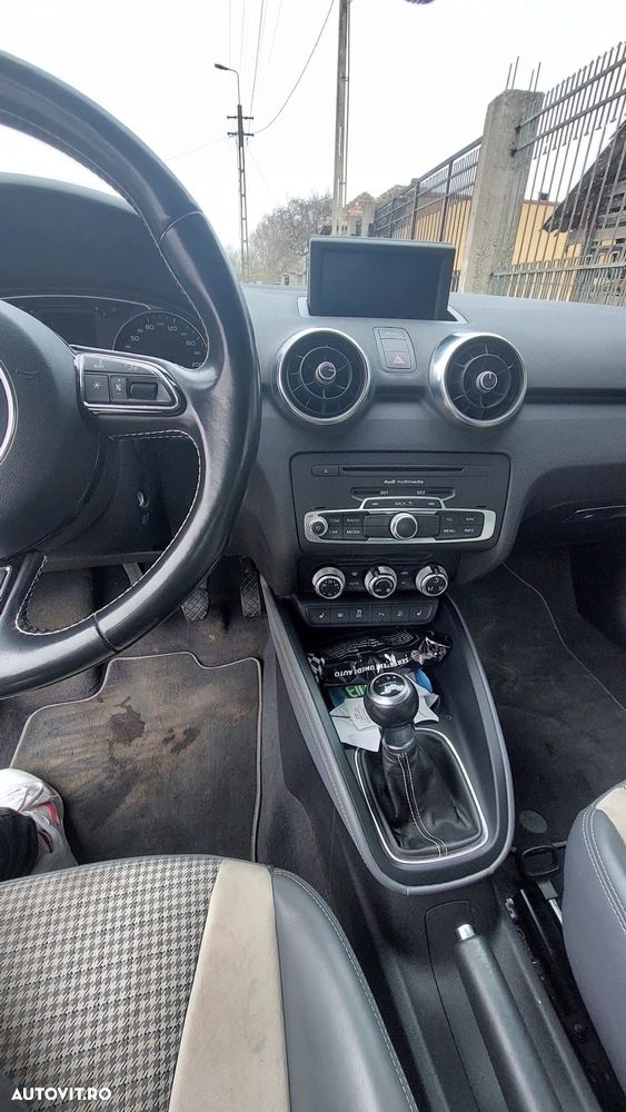 Audi A1 1.6 TDI Attraction - 11