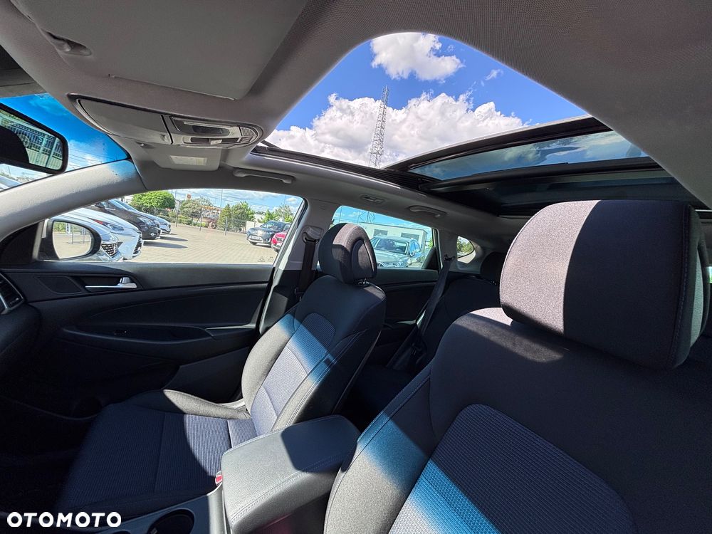 Hyundai Tucson blue 1.7 CRDi 2WD DCT Premium - 25
