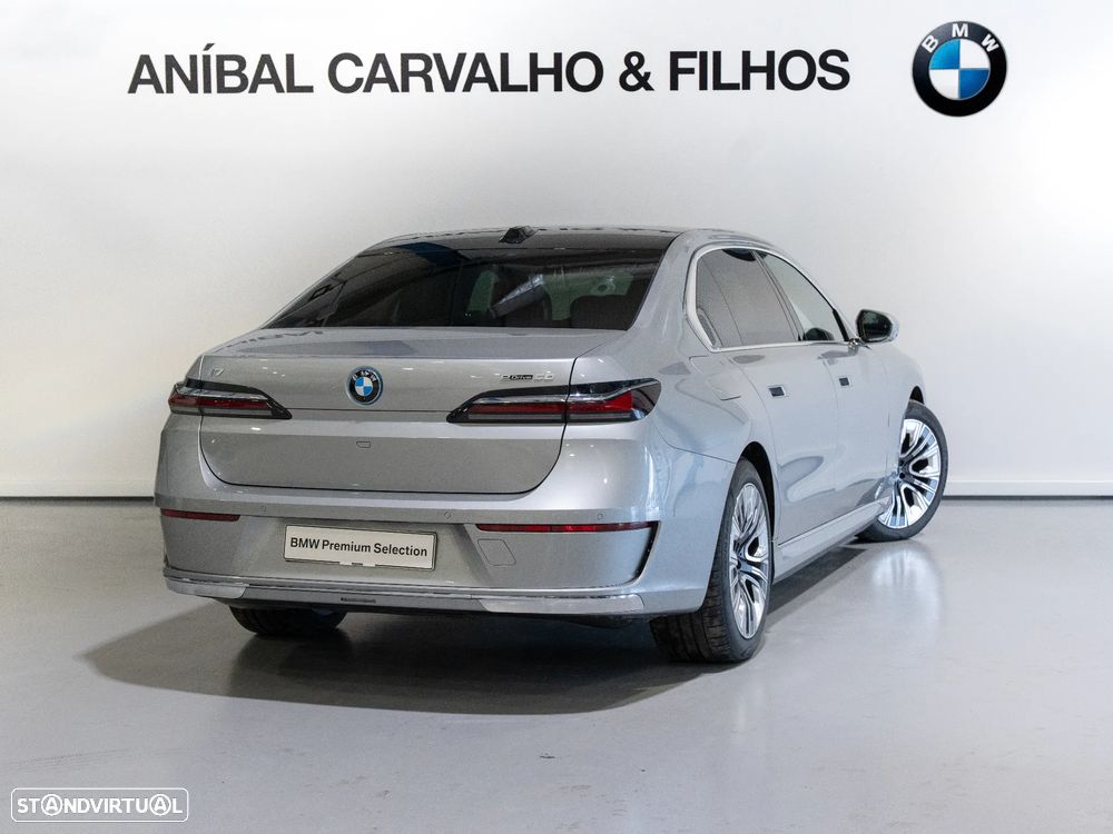 BMW i7 eDrive50 - 4