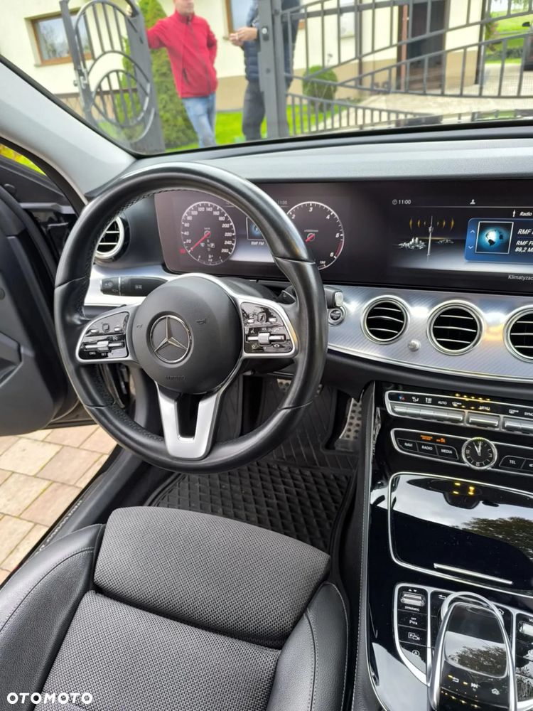 Mercedes-Benz Klasa E 200 d Business Edition 9G-TRONIC - 18