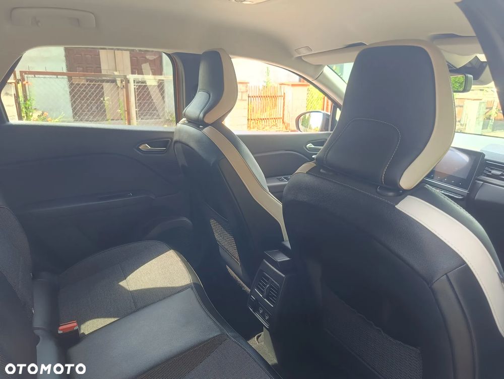Renault Captur TCe Mild Hybrid 140 GPF TECHNO - 9