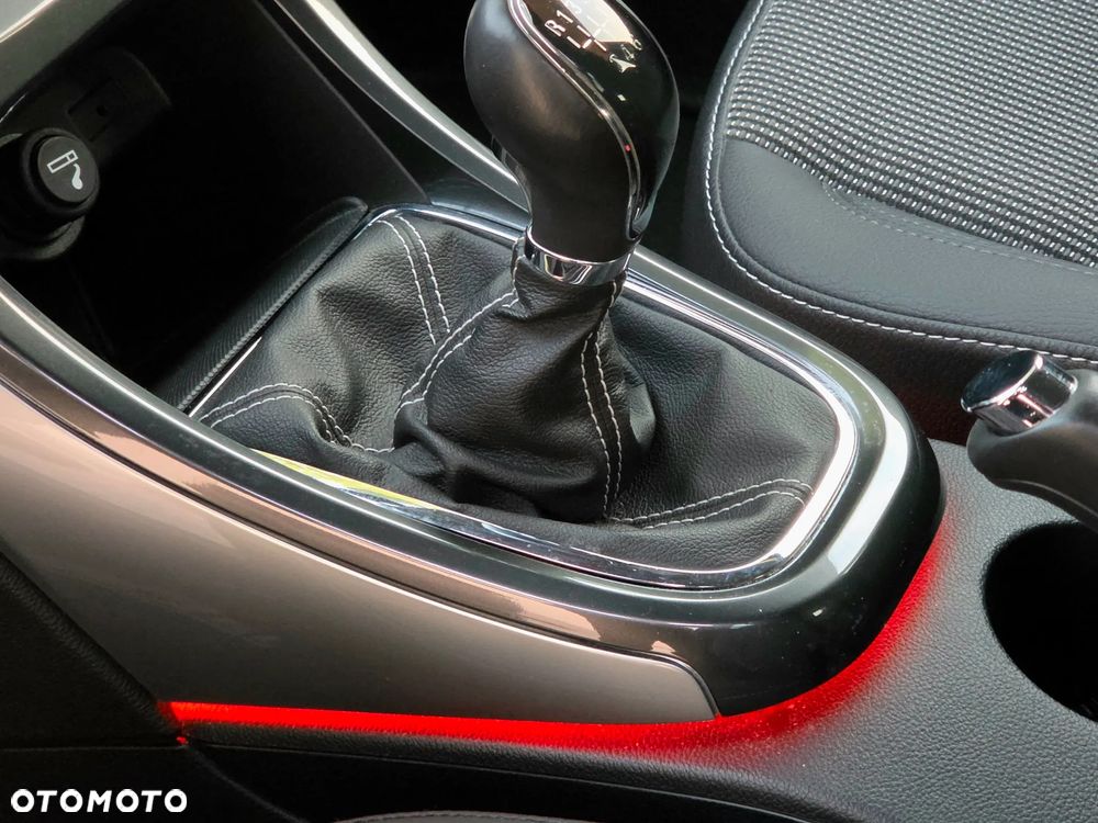 Opel Astra - 17
