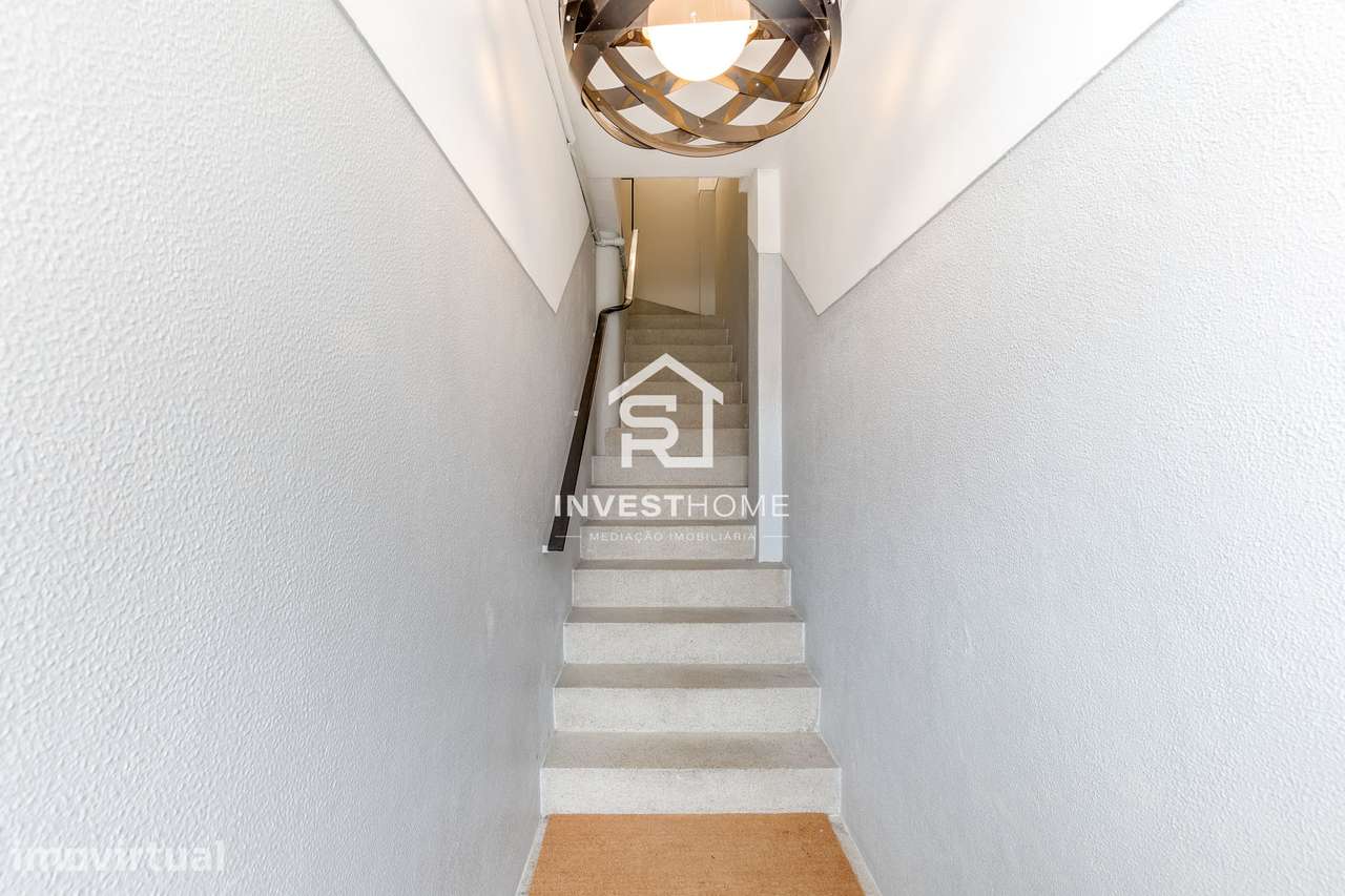 Prédio | 4 Apartamentos T2 | Licença AL ativa | Porto - Grande imagem: 2/60
