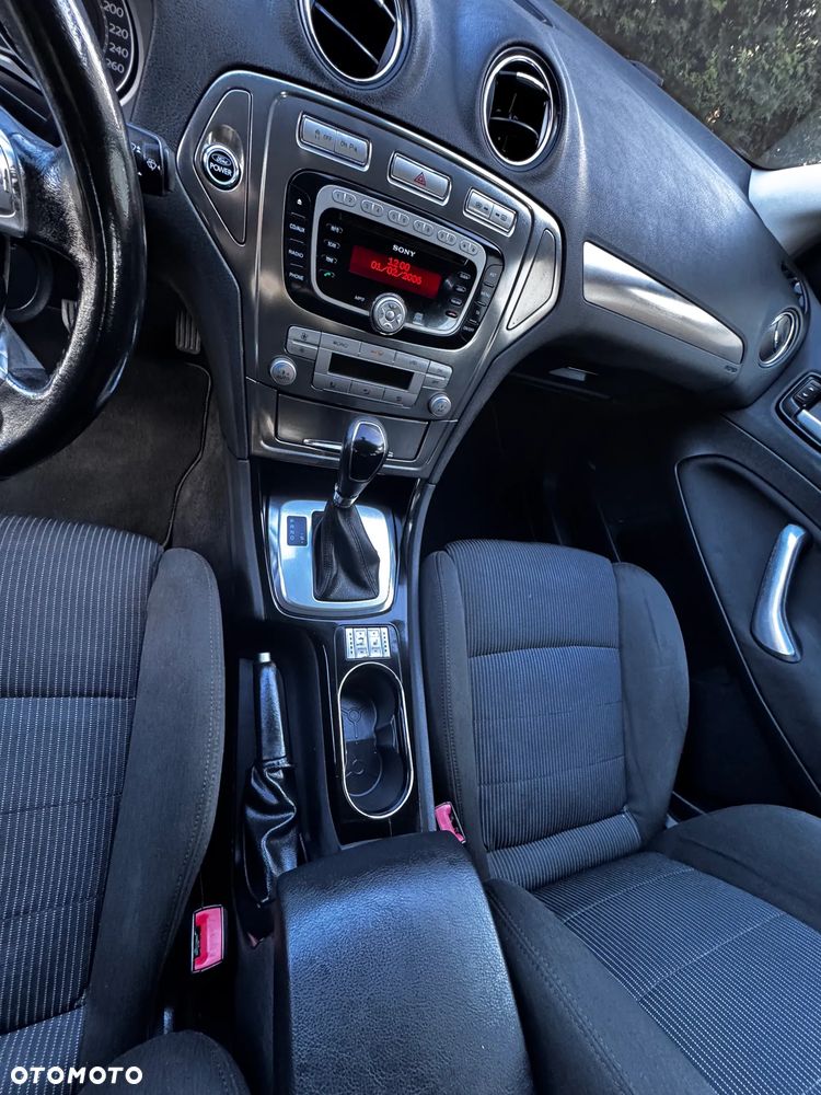 Ford Mondeo - 9