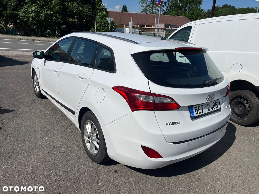 Hyundai i30 1.6 Premium - 3