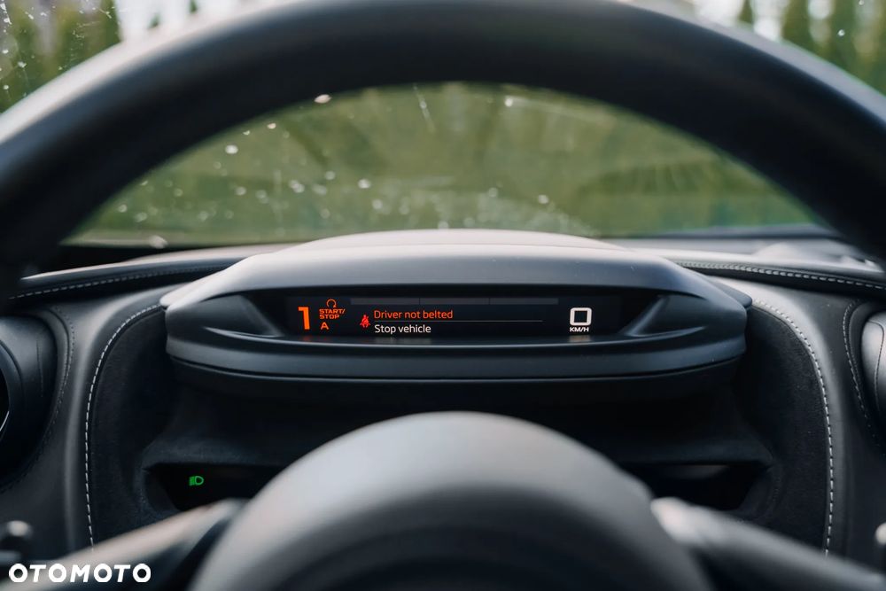 McLaren 720S Coupe - 17