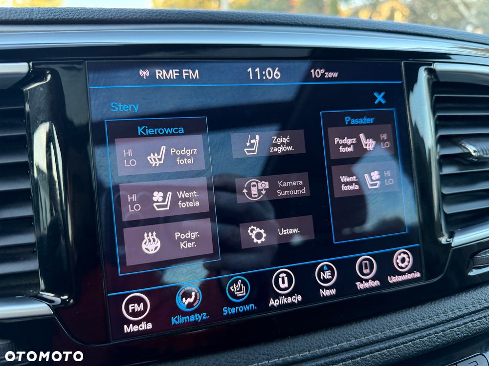 Chrysler Pacifica - 14