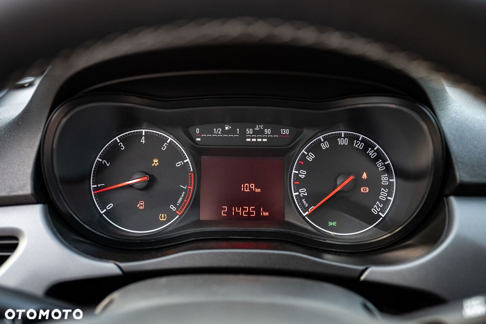 Opel Corsa - 13