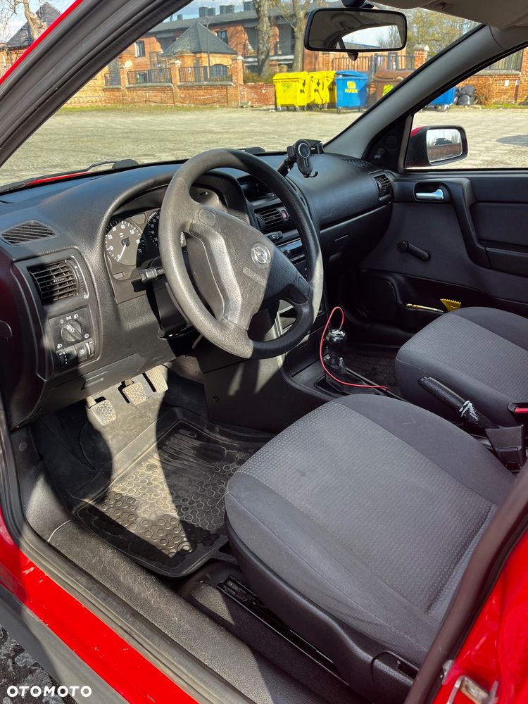 Opel Astra 1.4 - 10