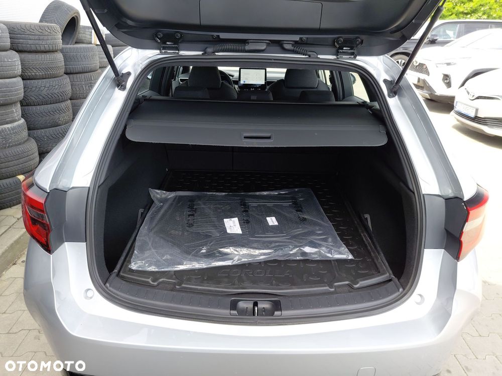 Toyota Corolla 1.8 Hybrid Comfort - 13