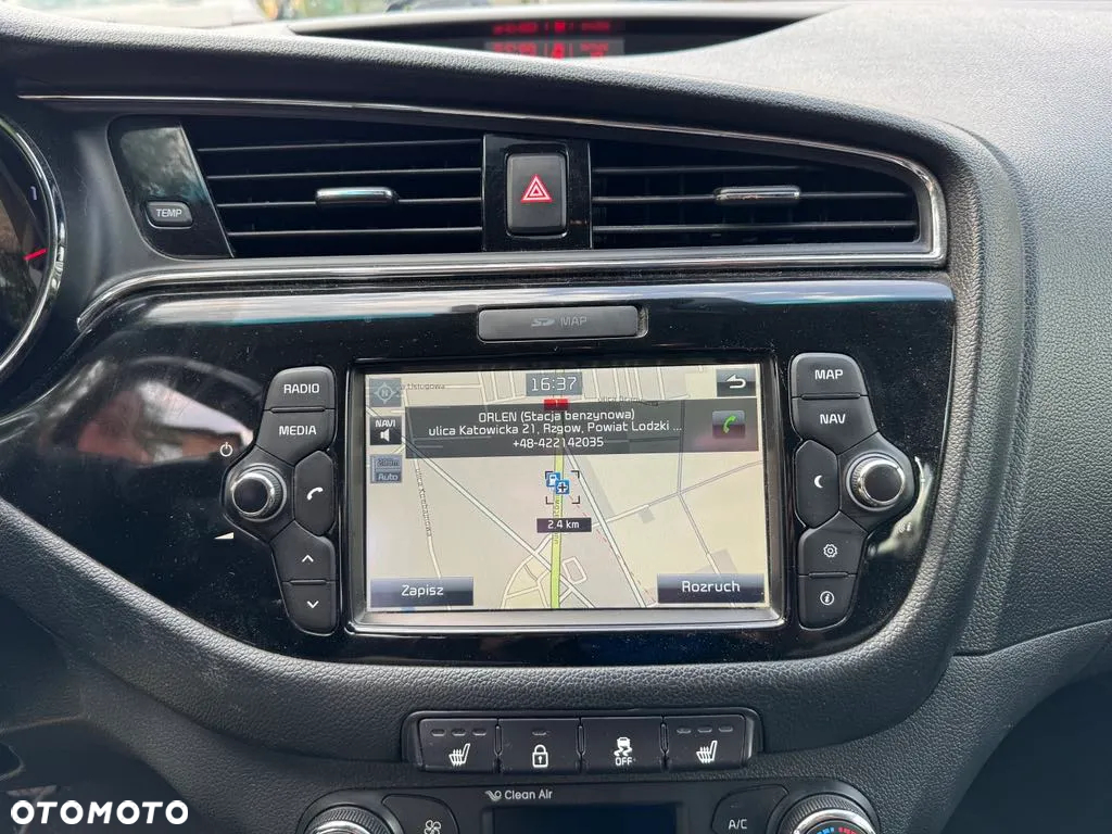 Kia Ceed - 14