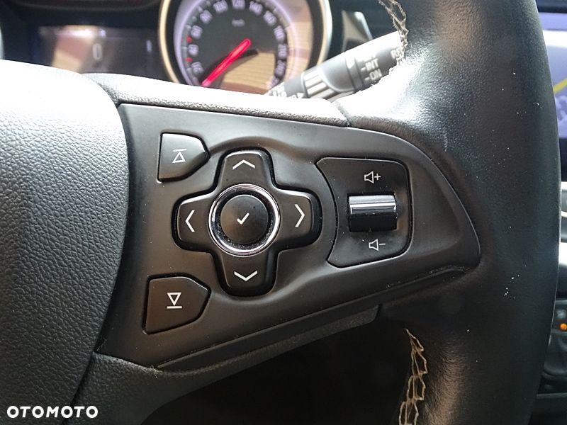 Opel Astra 1.4 Turbo Innovation - 29