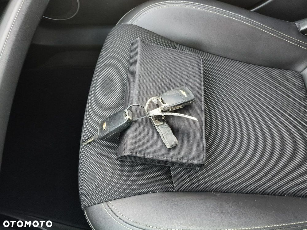 Chevrolet Cruze - 18