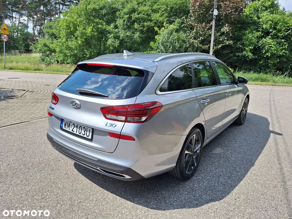 Hyundai i30 1.6 CRDI Comfort DCT - 12