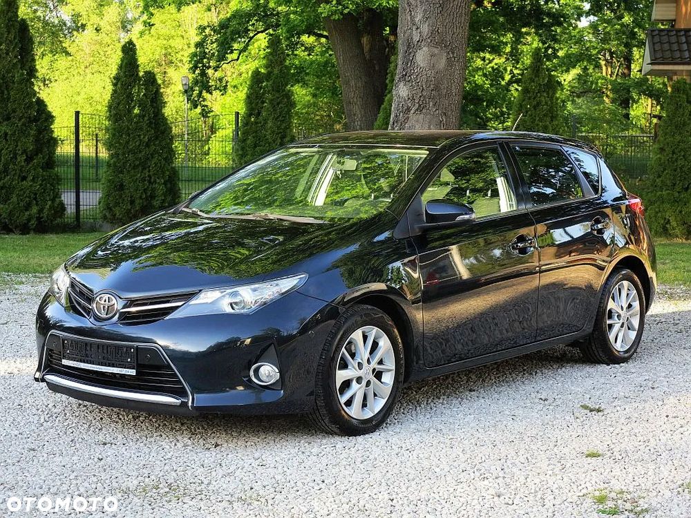 Toyota Auris 1.33 Dual-VVT-i START Edition