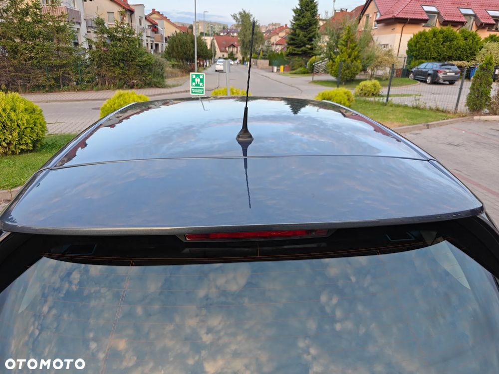 Renault Megane TCe 140 GPF EDC BUSINESS EDITION - 17