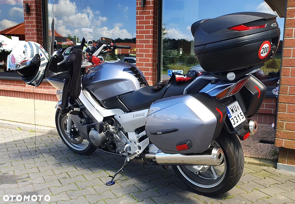 Yamaha FJR - 31