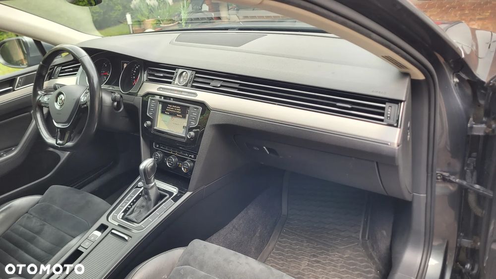 Volkswagen Passat 2.0 TDI SCR (BlueMotion Technology) DSG Comfortline - 28