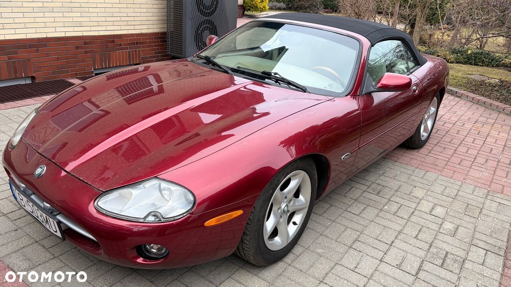 Jaguar XK8 - 5