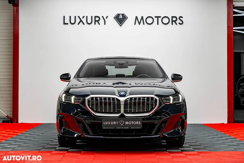 BMW Seria 5 550e xDrive AT PHEV - 3