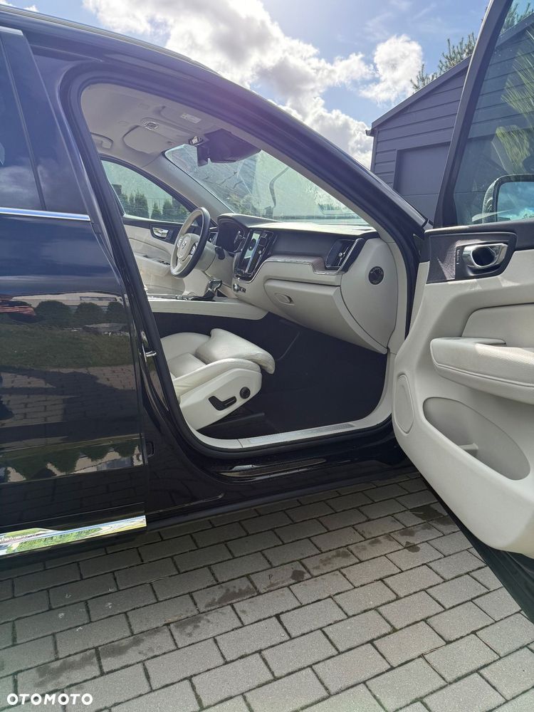 Volvo XC 60 T5 AWD Inscription - 28